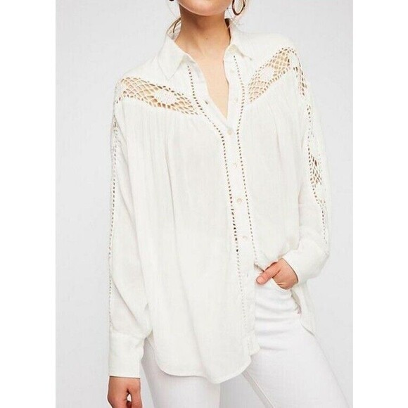 Free People Button Down Shirt White Katie Bird Crochet Size XS Oversized Boho - Picture 3 of 10